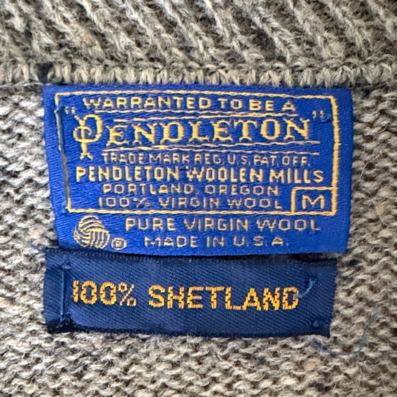 Vintage Pendleton Gray Fair Isle V-Neck Sweater - Picture 2 of 3